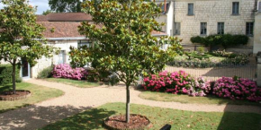 Отель Château de Bournand B&B  Бурнан